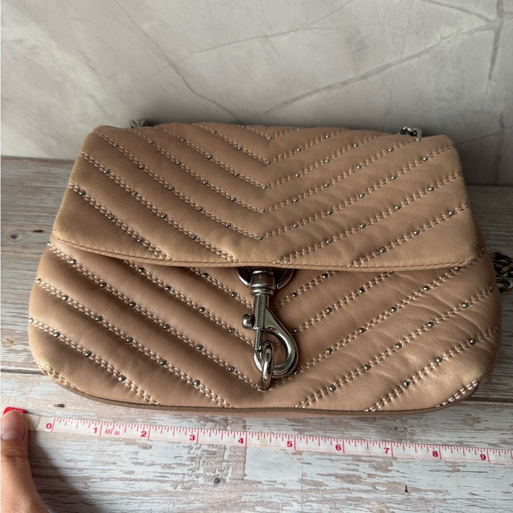 Rebecca Minkoff Tan Quilted Crossbody Bag with Silver Chain - Picture 9 of 10